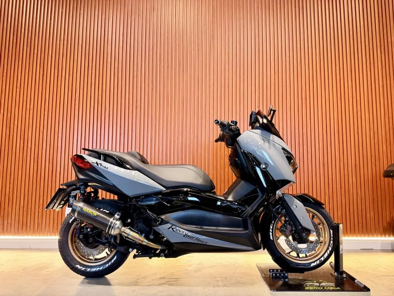 Yamaha XMAX 250 ABS 2023 - Foto 2