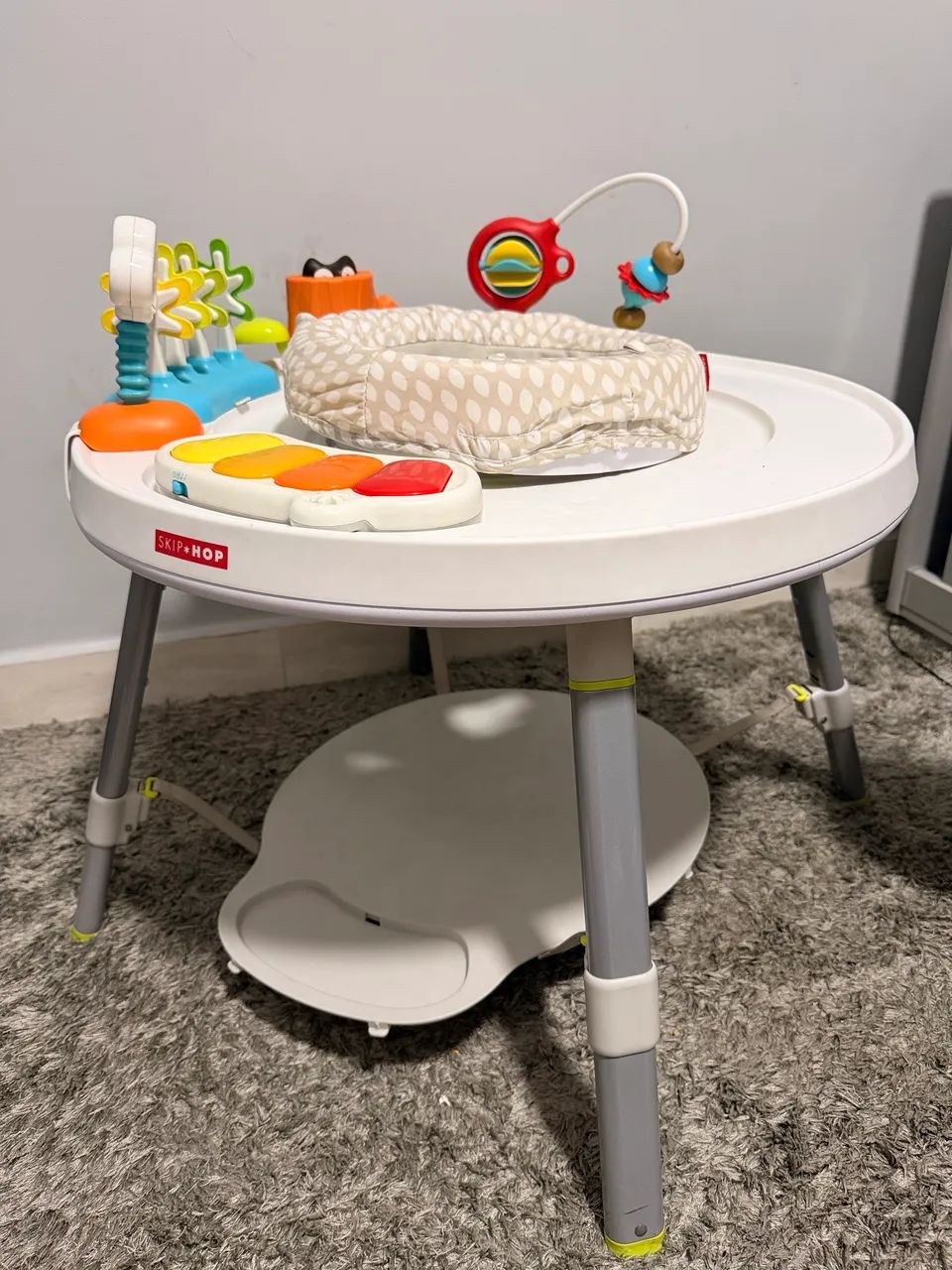 Centro de atividades para bebê skip Hop