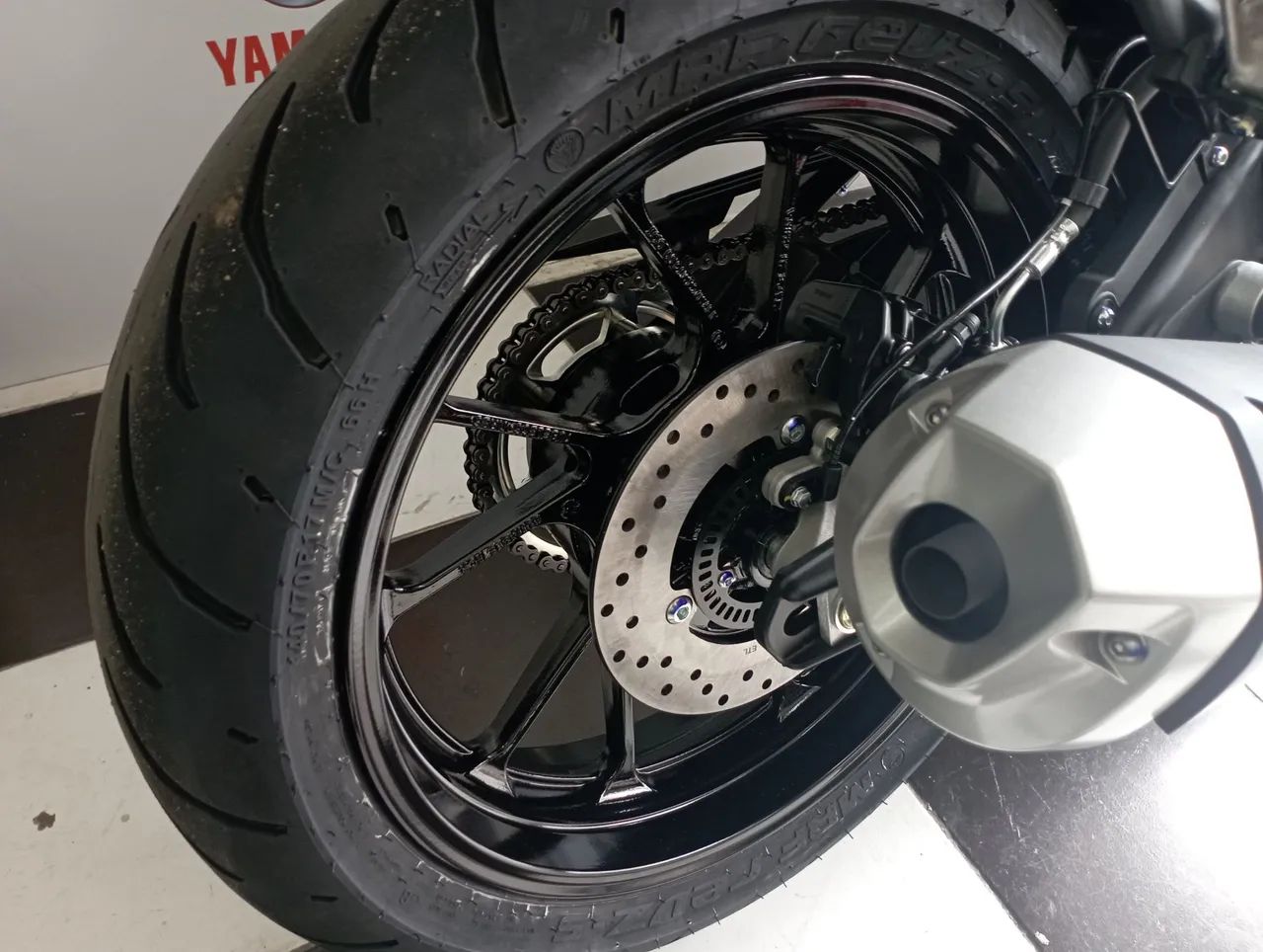YAMAHA R15 - Foto 5