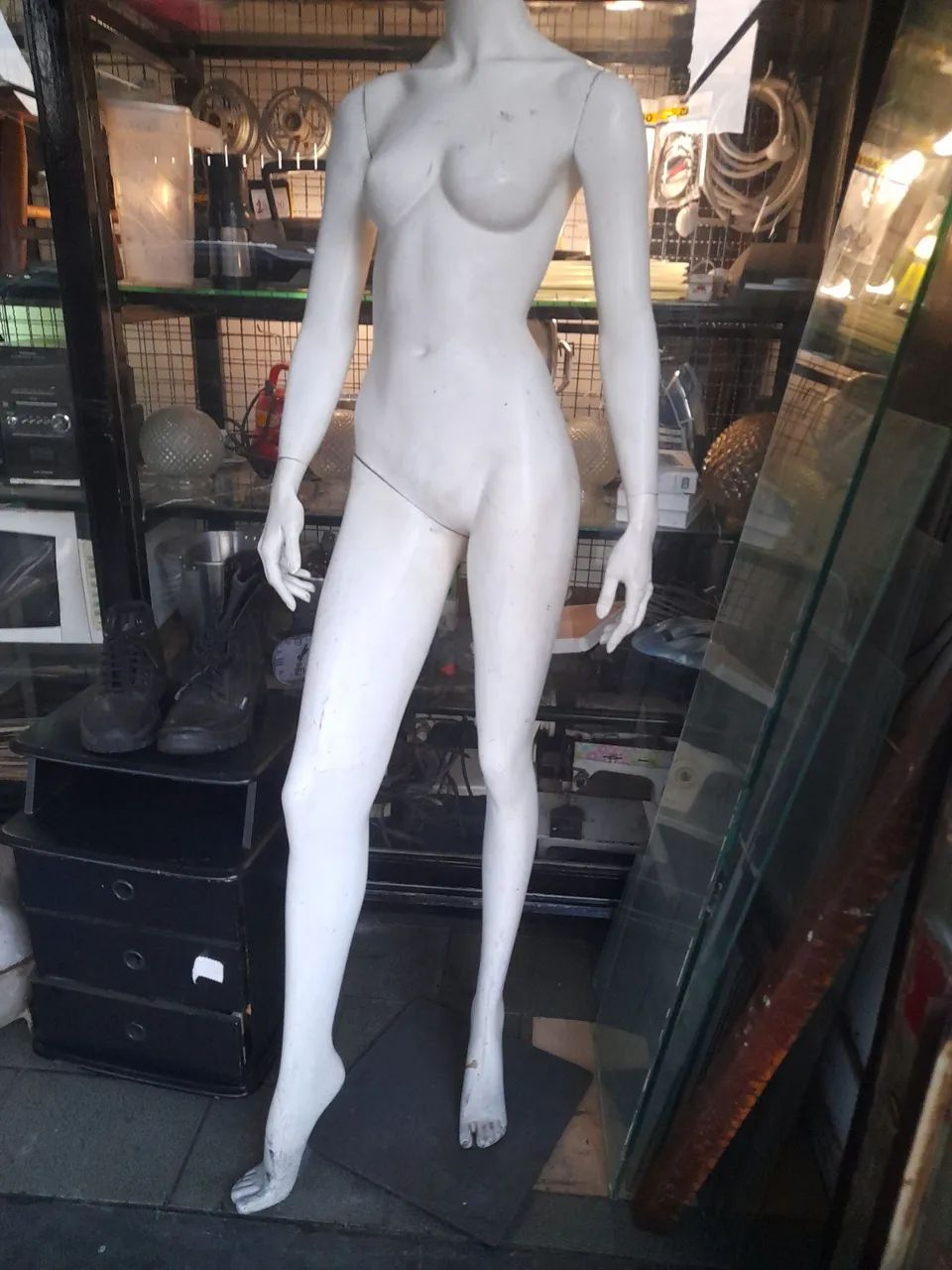 Maniquim - Foto 3