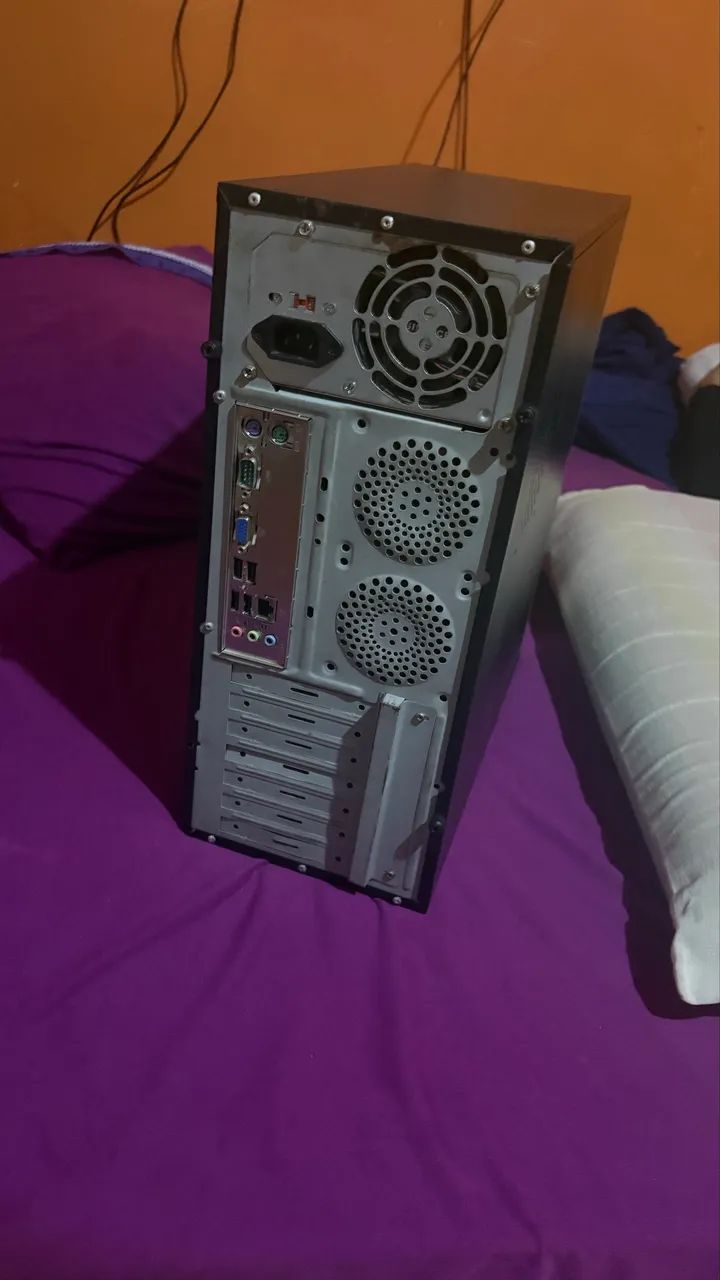Cpu antiga com fonte de 500 w - Foto 3