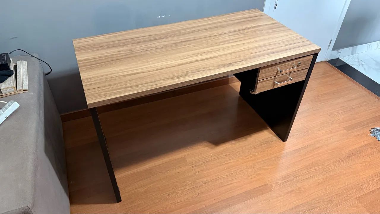 Escrivaninha 120x60
