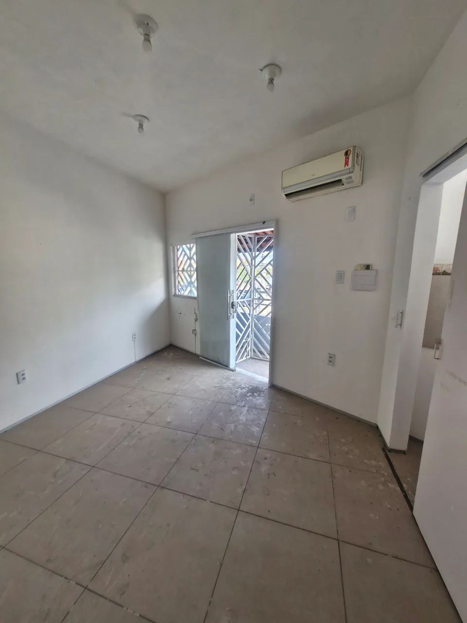 Sala comercial para Locação próximo ao Shopping  - Foto 2