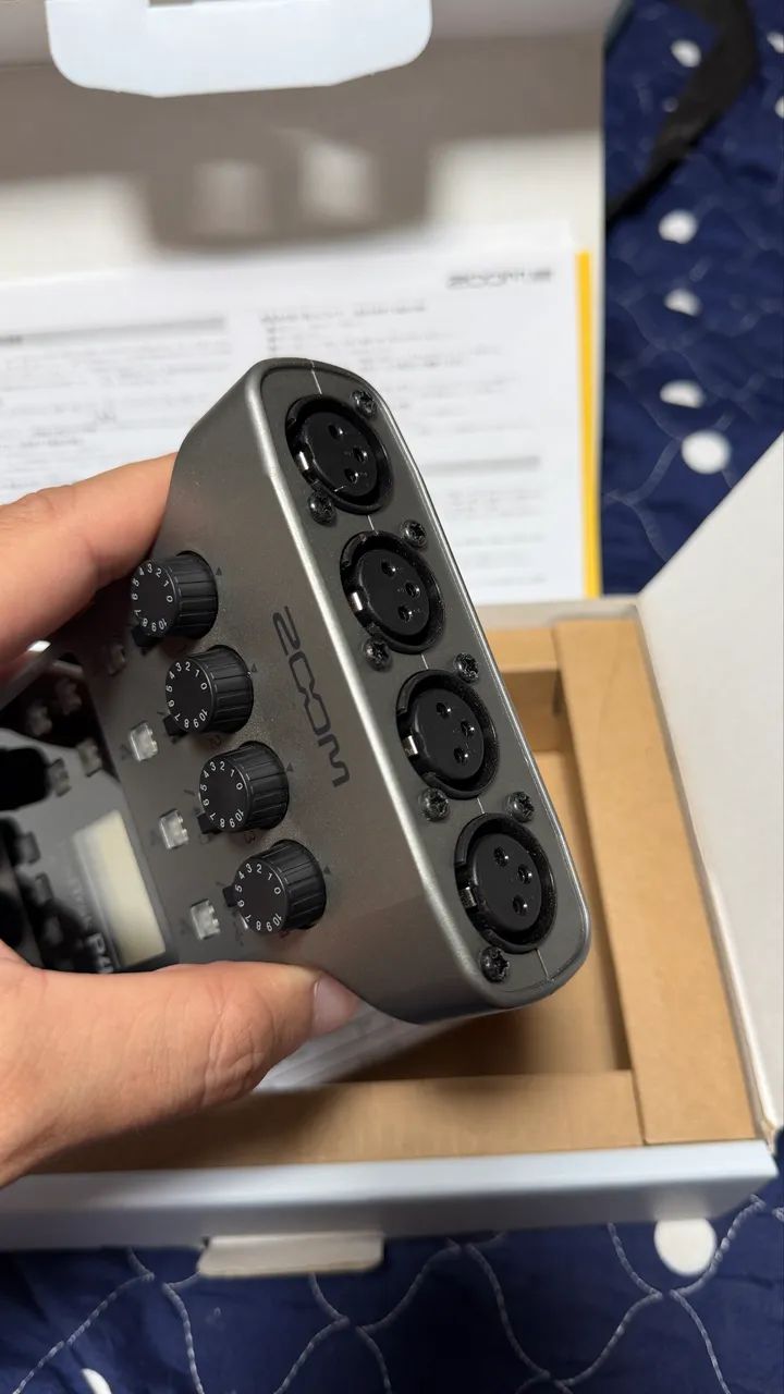 PodTrak zoom P4 Gravadores e Microfones - Podcast para Gravador - P4 Podtrak Zoom 中古箱無し 配信機器・PA機器・レコーディング機器