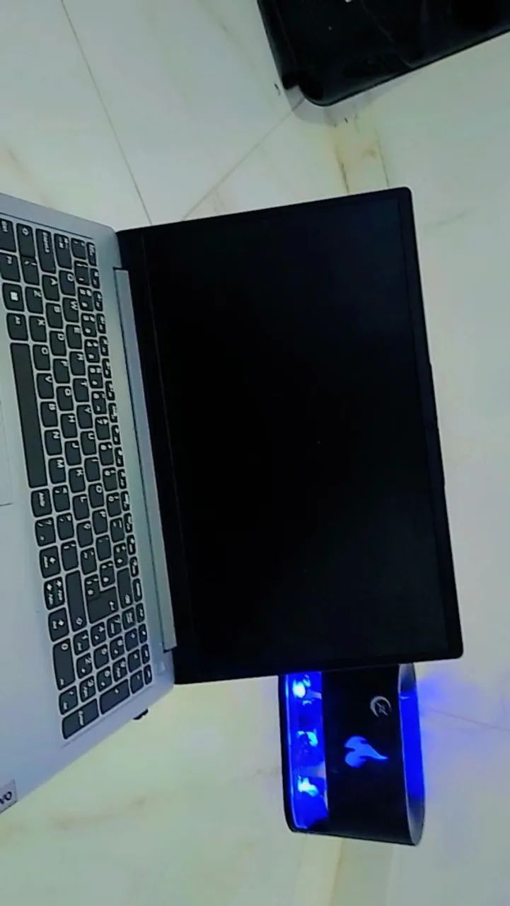 Notebook Lenovo  - Foto 2