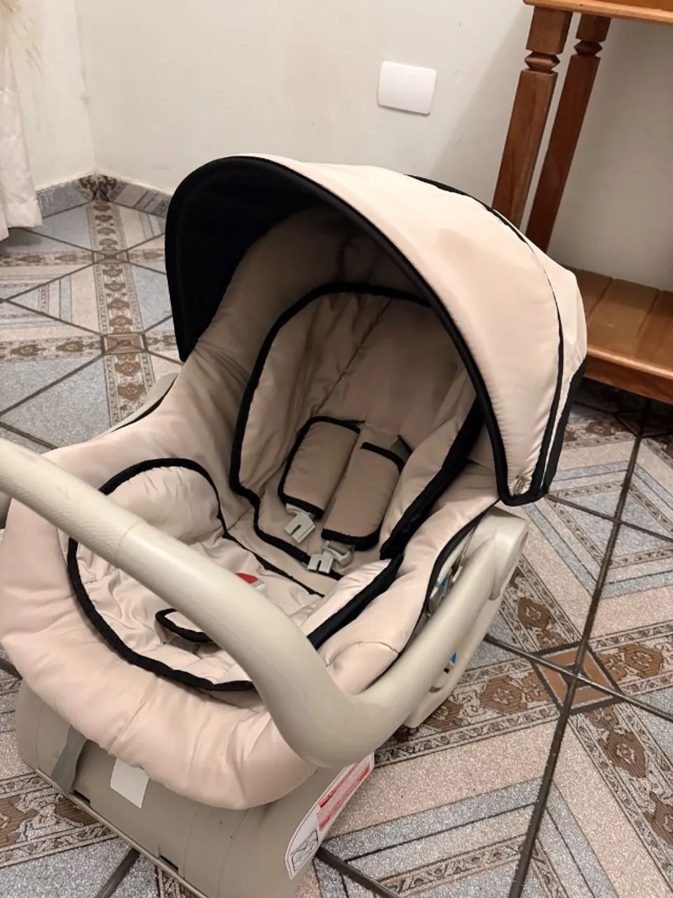 Bebê conforto com base para carro galzerano
