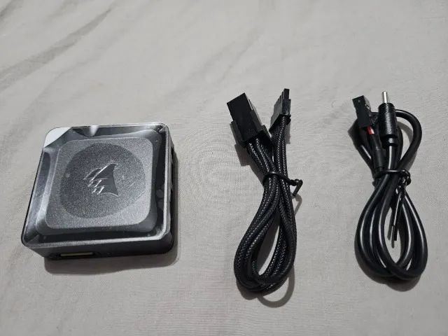 Corsair ICUE Link hub system