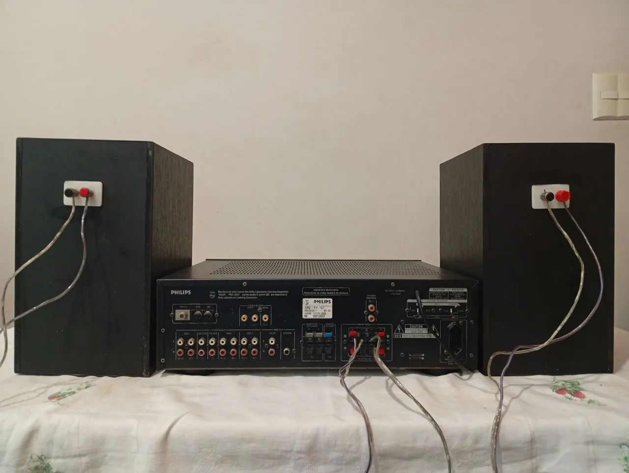 Caixas acústicas bookshelf e receiver Philips - Aceito troca(LEIA) - Foto 4
