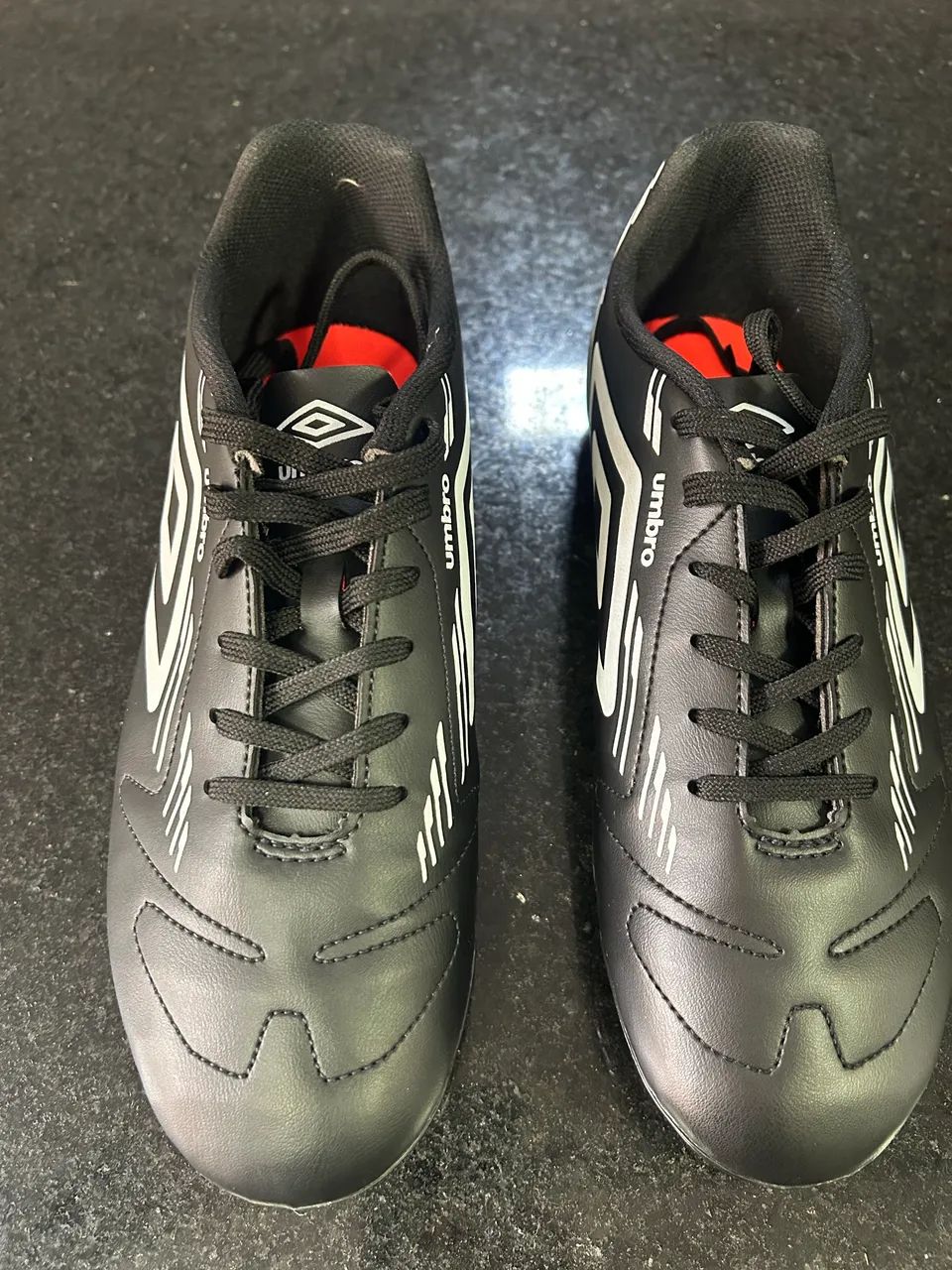 Chuteira umbro 40 - Foto 3