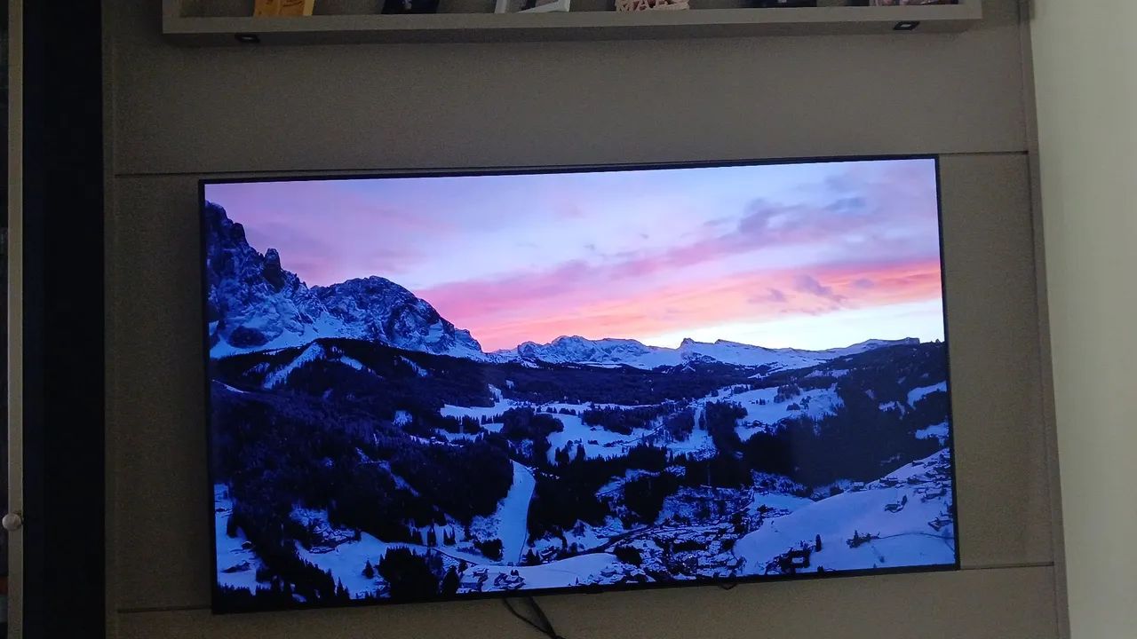 TV OLED 65 POLEGADAS COM PEQUENO DETALHE NA TELA - Foto 3