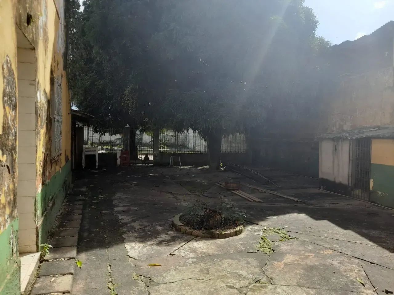 CASA NA AVENIDA - PROXIMO A COMABEL - Foto 5
