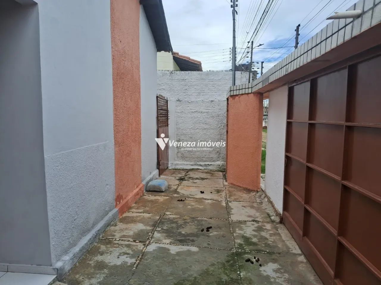 Casa com 2 Suítes e Edícula Próxima à Medimagem São Pedro - Foto 2