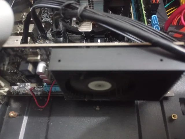 placa de video nvidea gt 730 - Foto 2