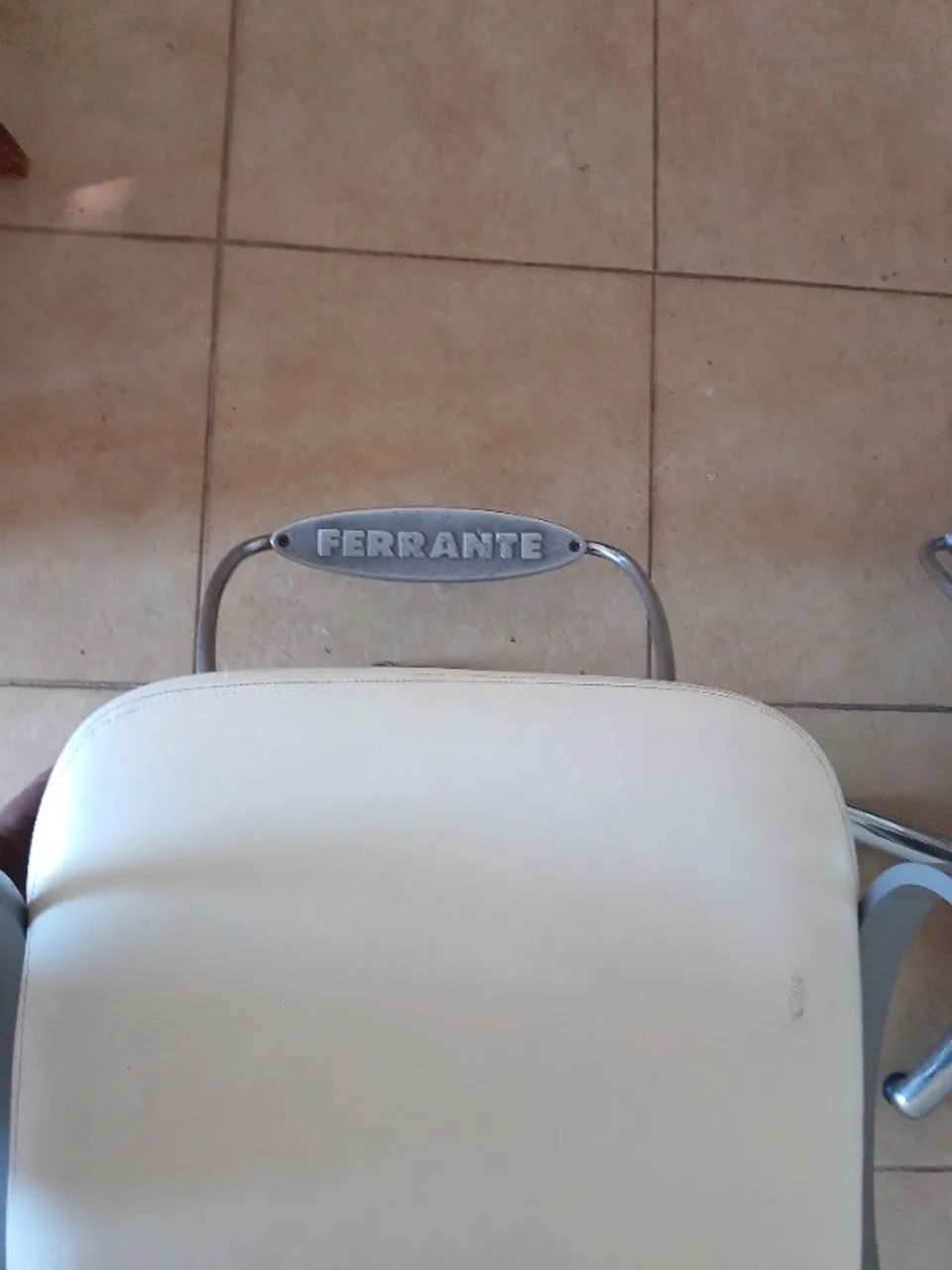 Cadeira Cabeleireiro  - Foto 2