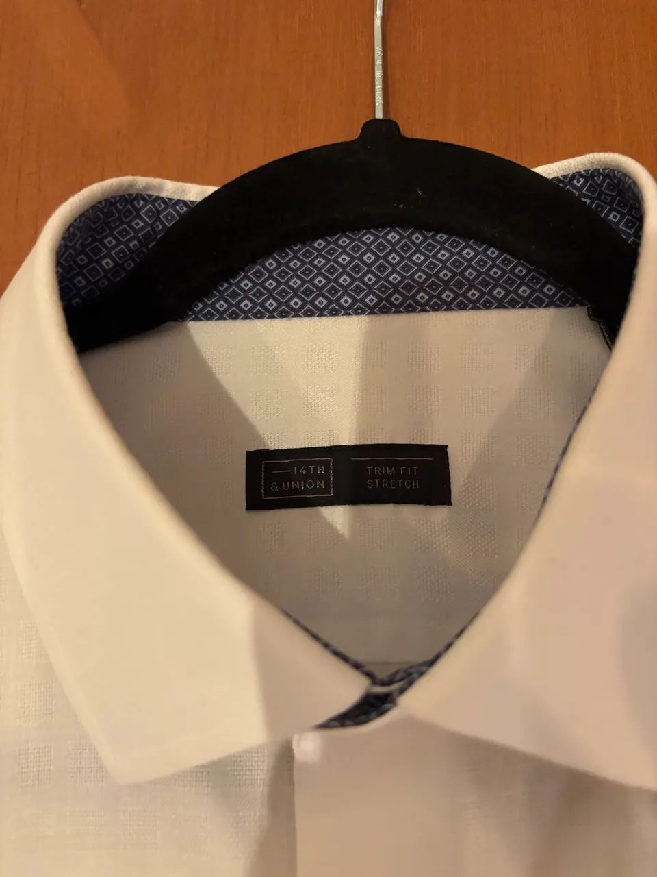 Camisa branca impecável importada!