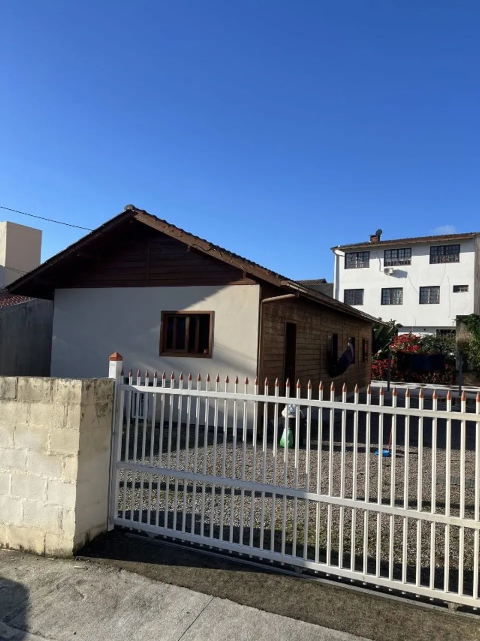 Quarto mobiliado para alugar na Agronômica - Foto 5