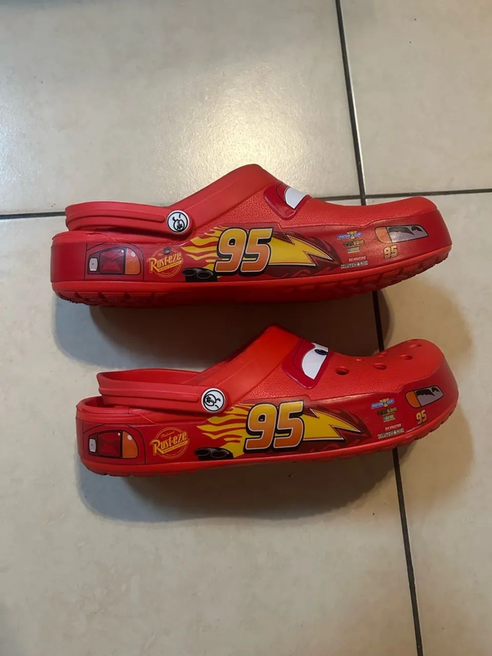 Crocs mcqueen  - Foto 3