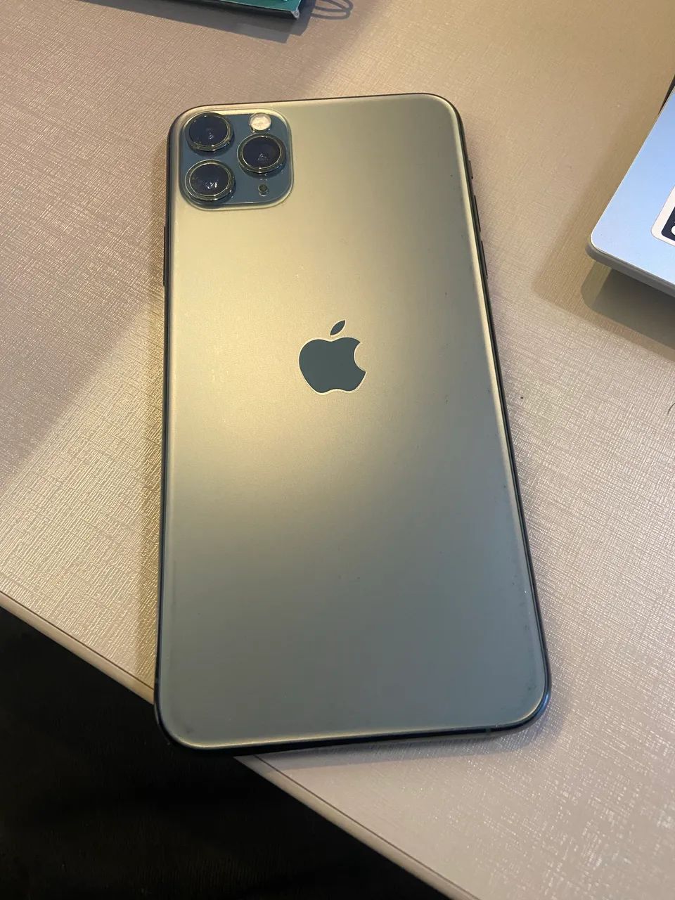 iPhone 11 Pro Max - 256gb - Foto 3