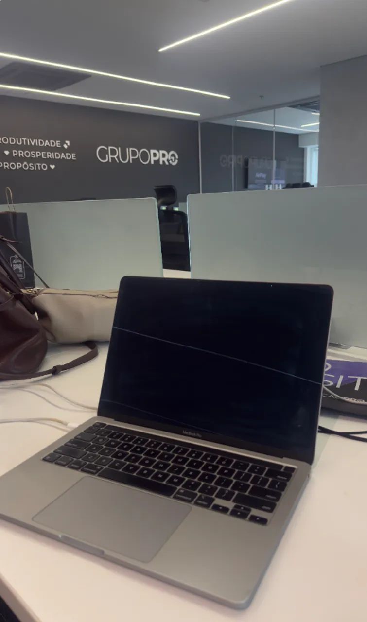 MacBook Pro M1 13" (8GB RAM / 256GB SSD) - Cinza Espacial (Space Gray) - Foto 5