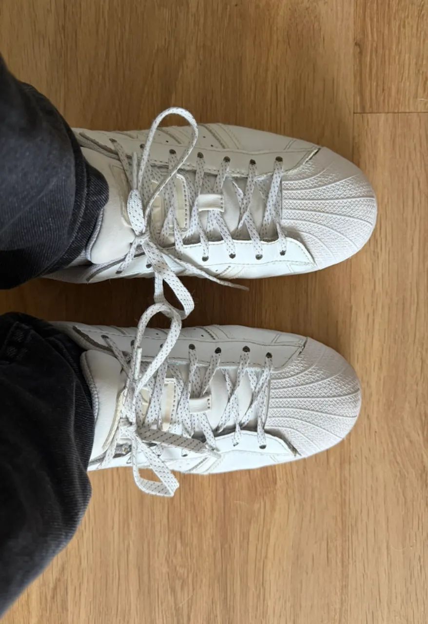 Adidas Superstar branco de couro - Tam 41