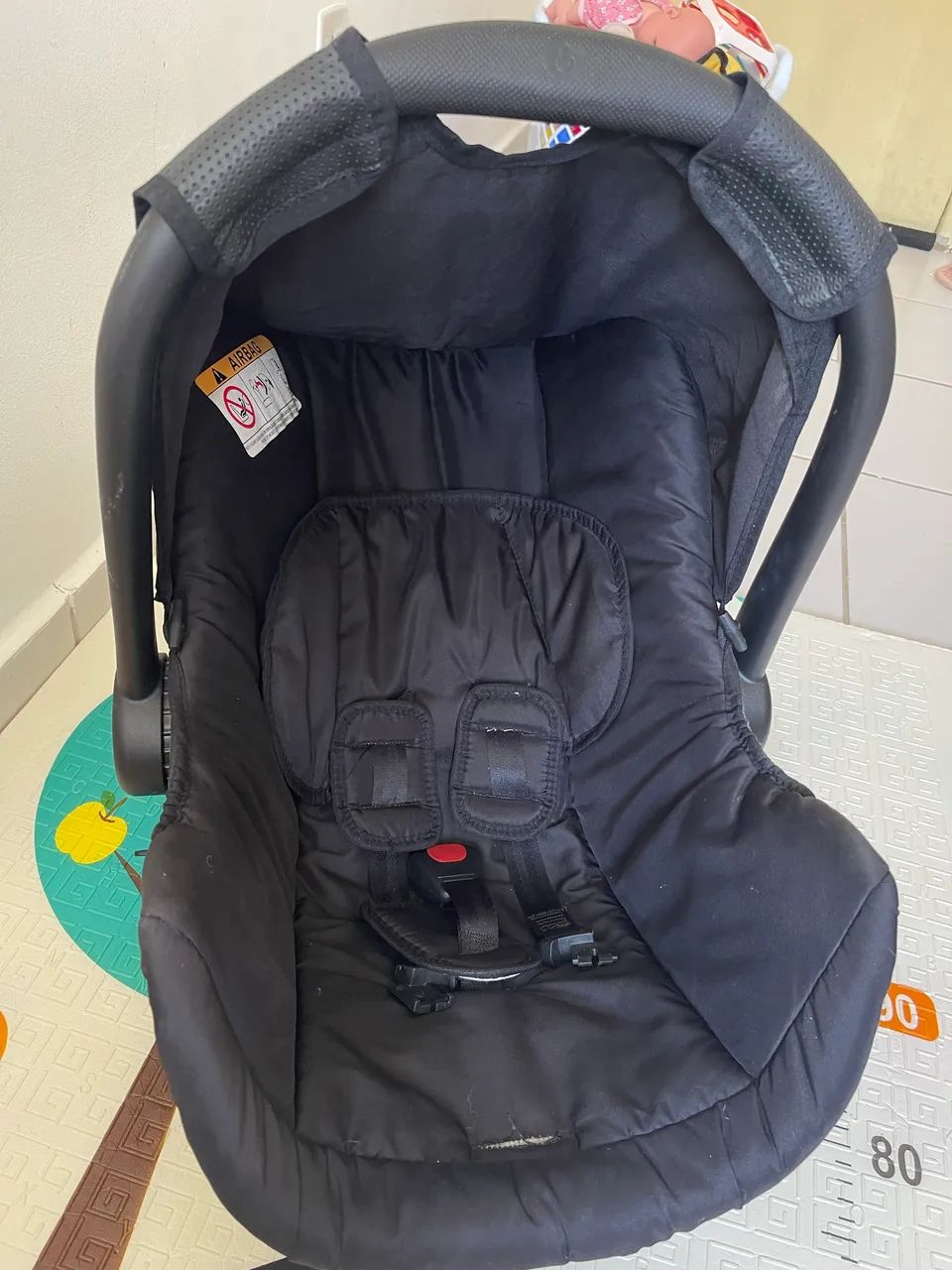 Carrinho de bebê + bebê conforto super conservado, 2 meses de uso