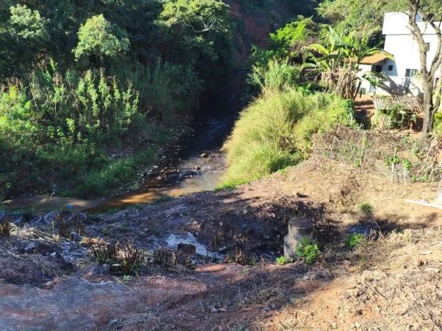 Terreno com barracão com 450m2 + Área verde  - Foto 4