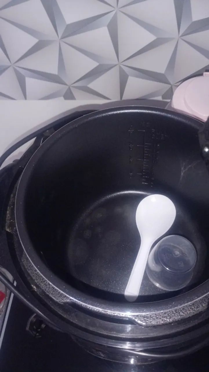 Panela de pressão eletrica - Foto 2