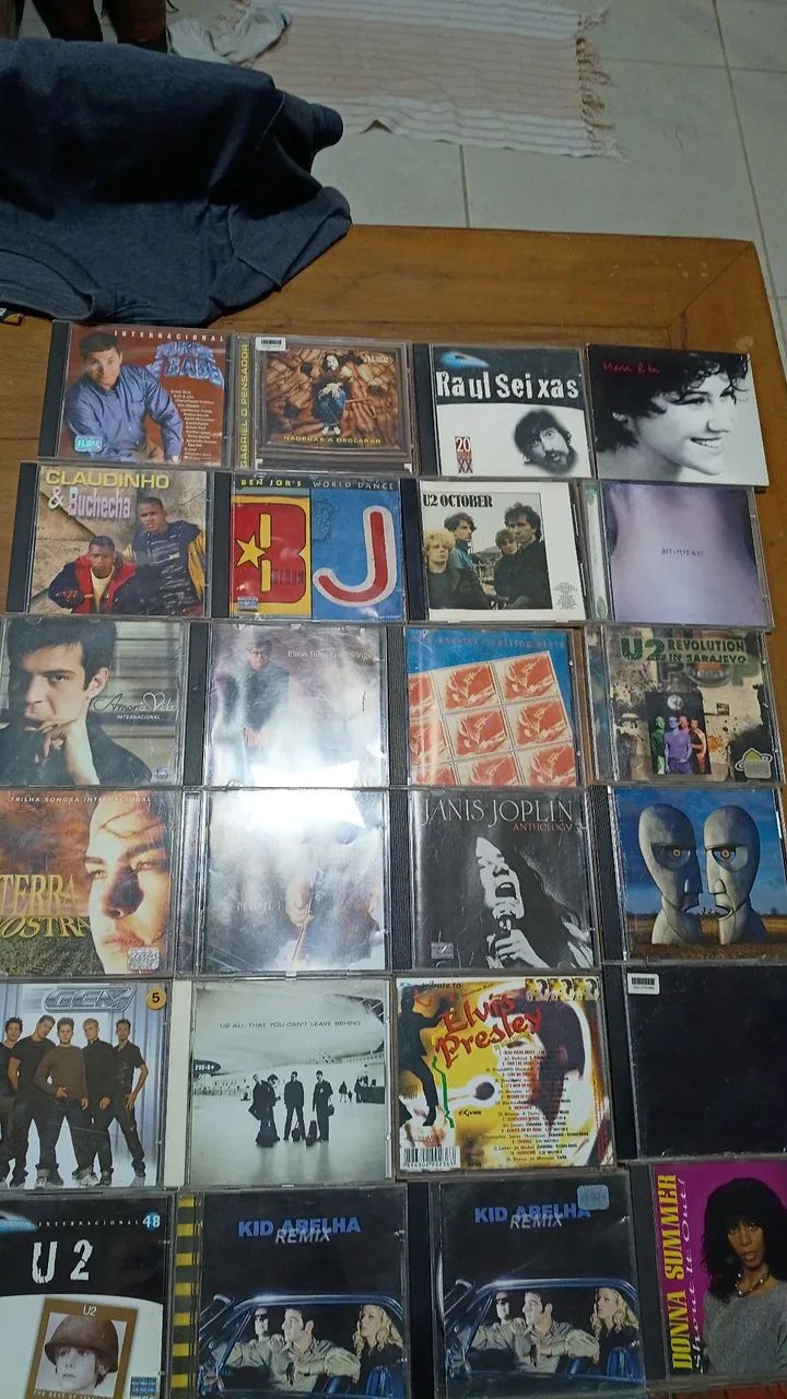 Lote de cds originais 200 reais  - Foto 2