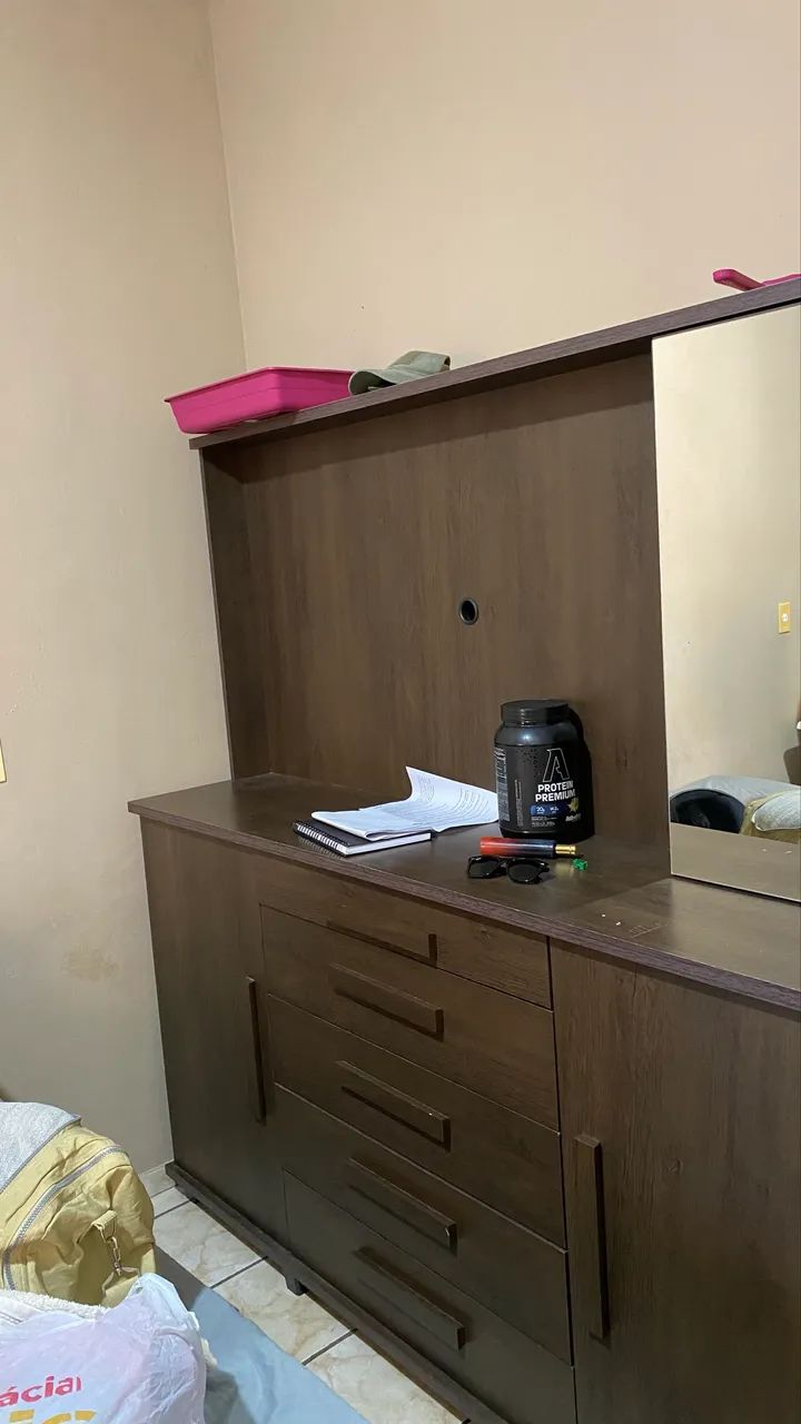 COMODA COM PAINEL E ESPELHO - Foto 3