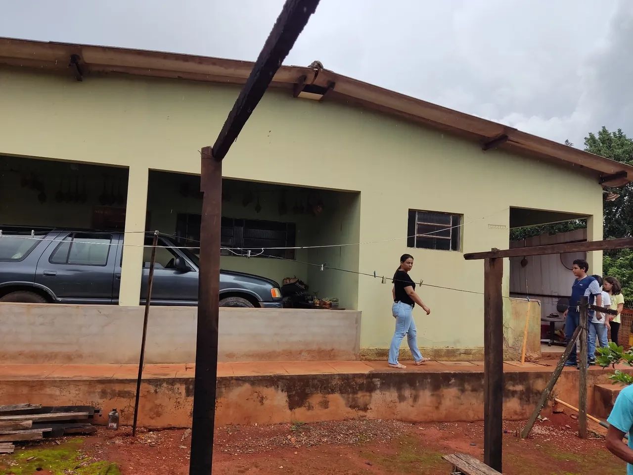 Casa mais ponto comercial em formosa go - Foto 4