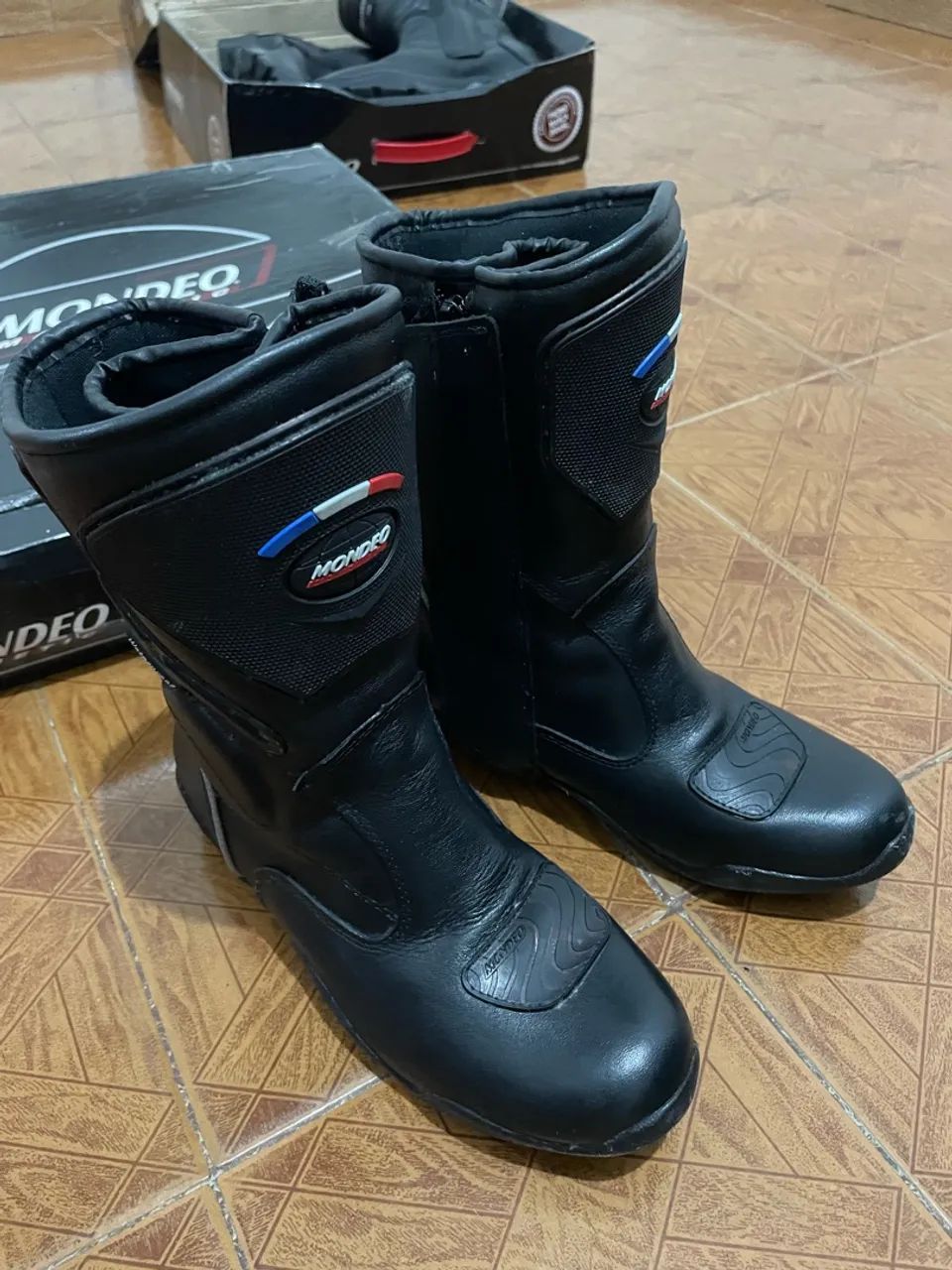Bota motociclista 