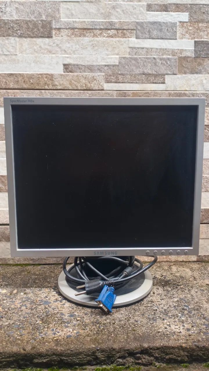 Monitor Samsung 740N