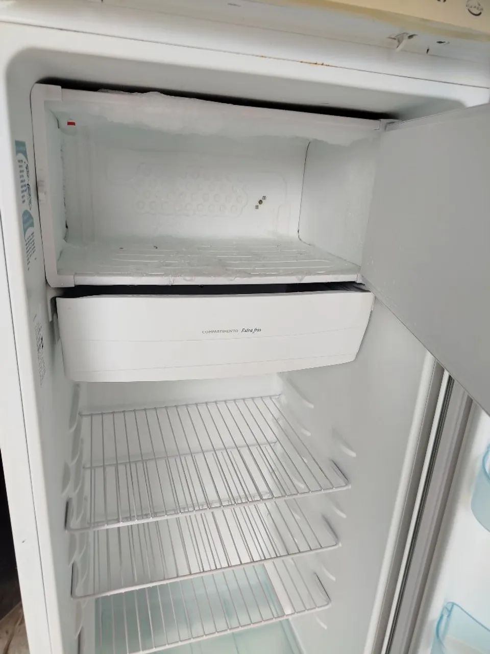 Geladeira Electrolux estado nova - Foto 5