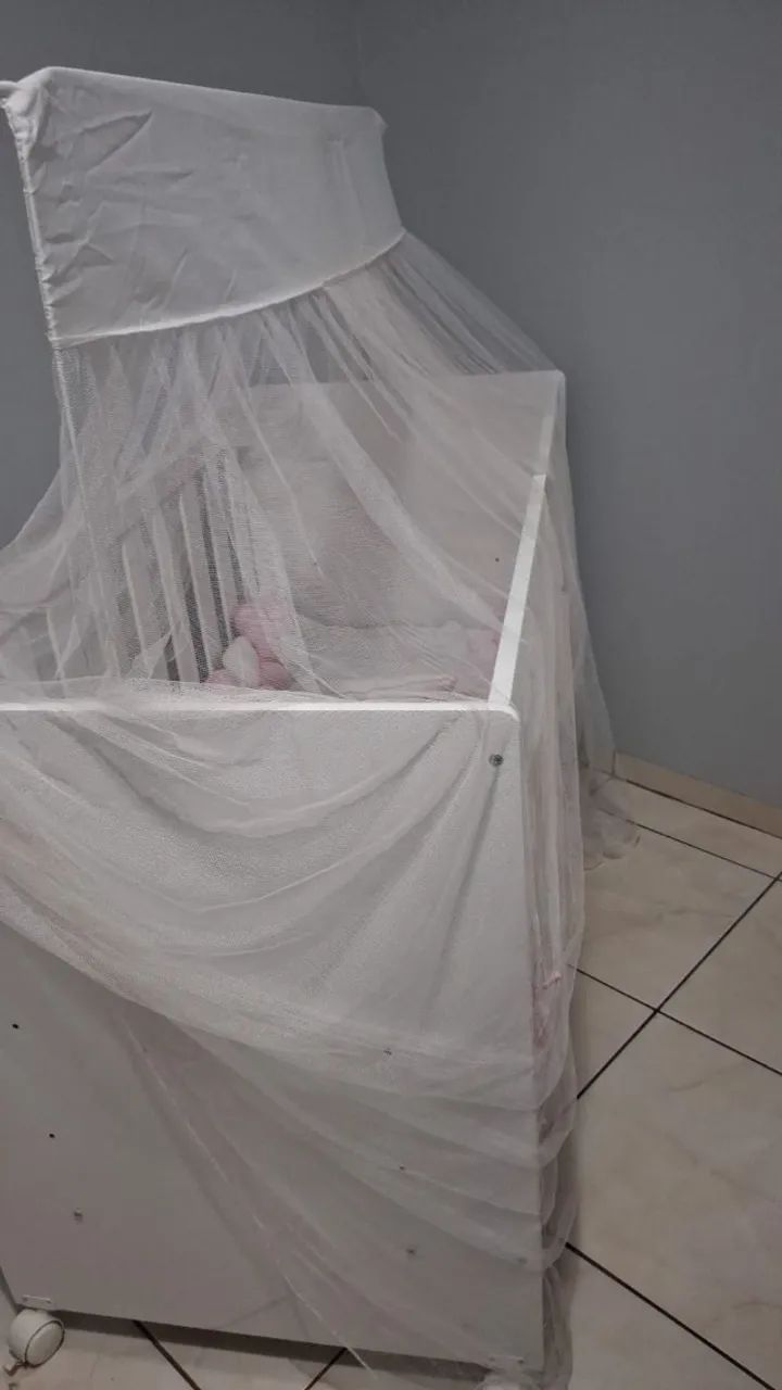 Berço americano branco com colchão  - Foto 2