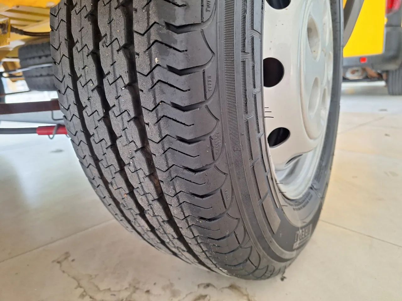 Fiat Ducato Cargo Curto 2.3 ME Diesel, foto 13 de 17