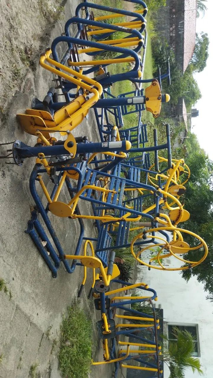 Academia de praça completa 