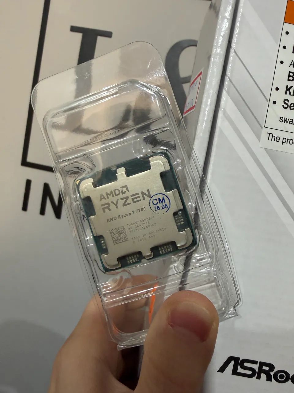 Kit ryzen 7 7700 8/16 + b650m-plus gaming wifi