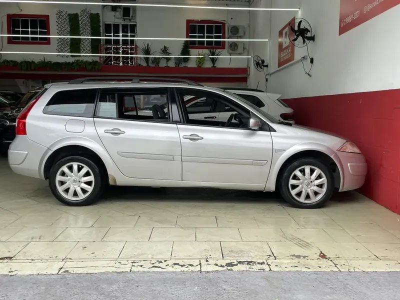 Renault Megane Grand Tour Dynam. Hi-Flex 1.6 16V, foto 4 de 16