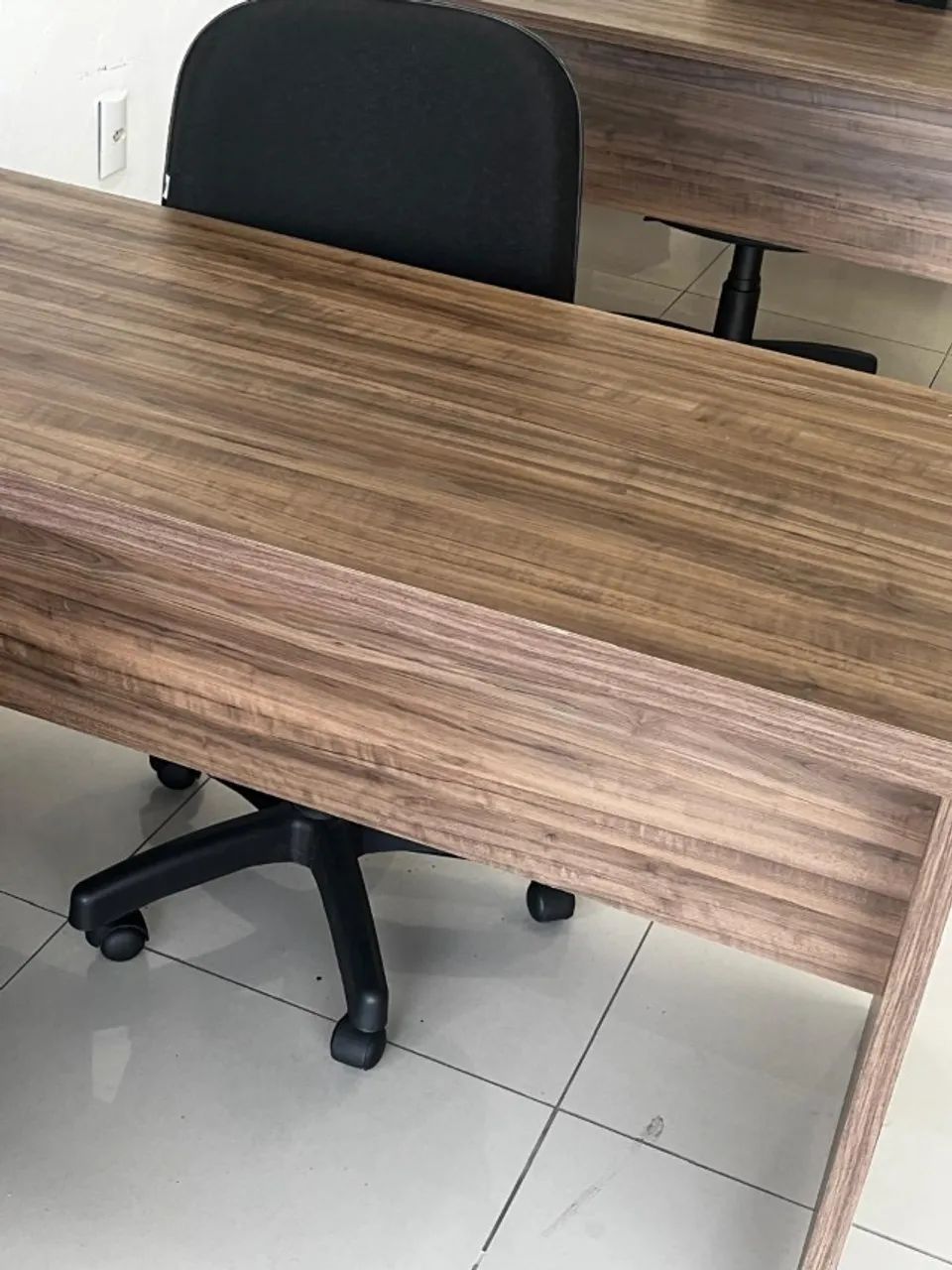 Mesa e Cadeira de Escritório - Foto 2