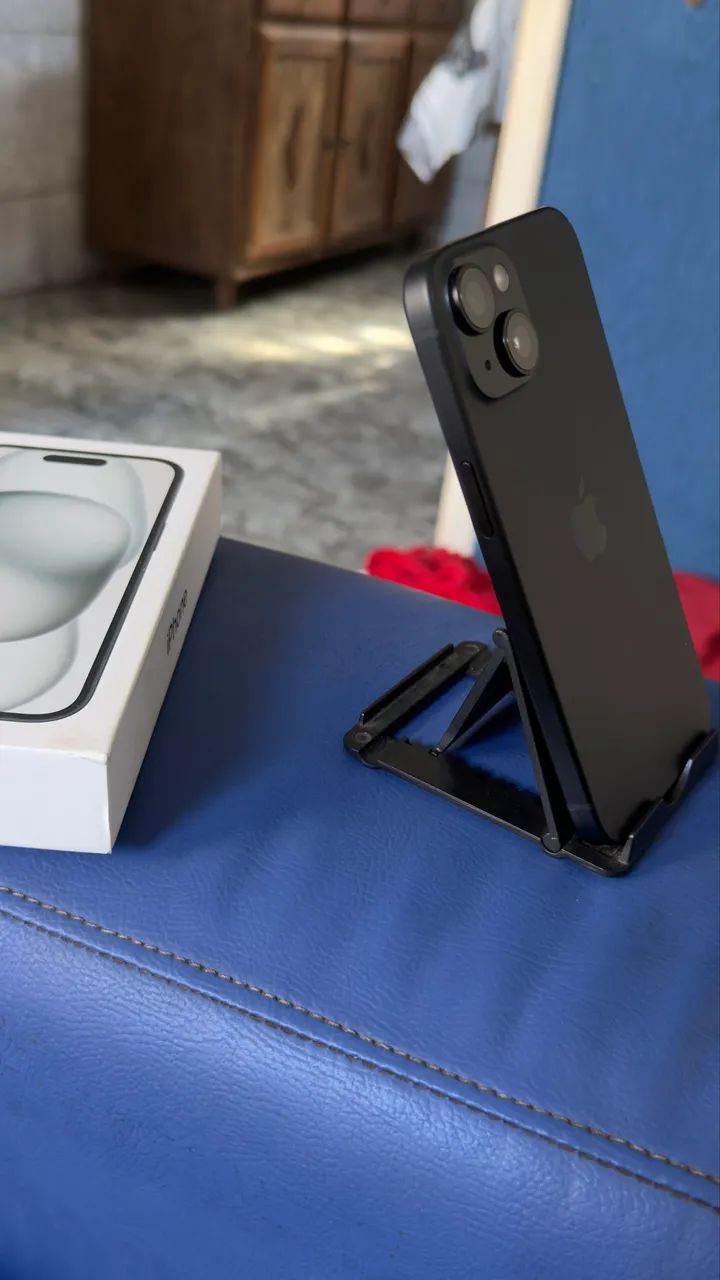 ? iPhone 15 - 128GB - Preto - Foto 2