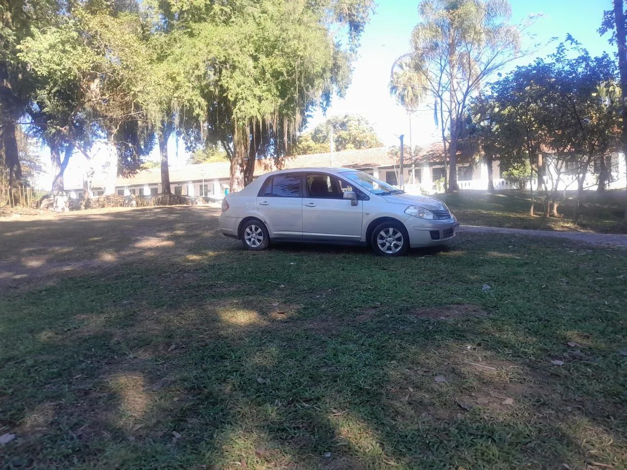 Nissan Tiida 2013