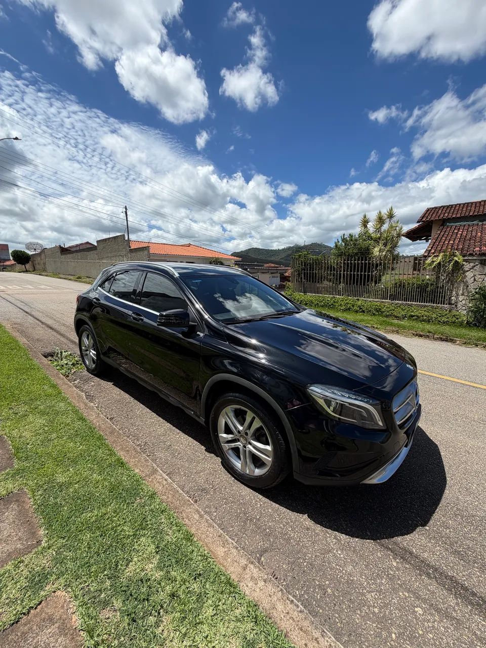 Mercedes-Benz GLA 200 Adv. 1.6/1.6 TB 16V Flex Aut. 2015