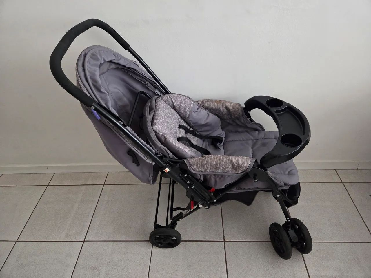 CARRINHO DE BEBÊ COM BEBÊ CONFORTO JUNTO - Foto 4