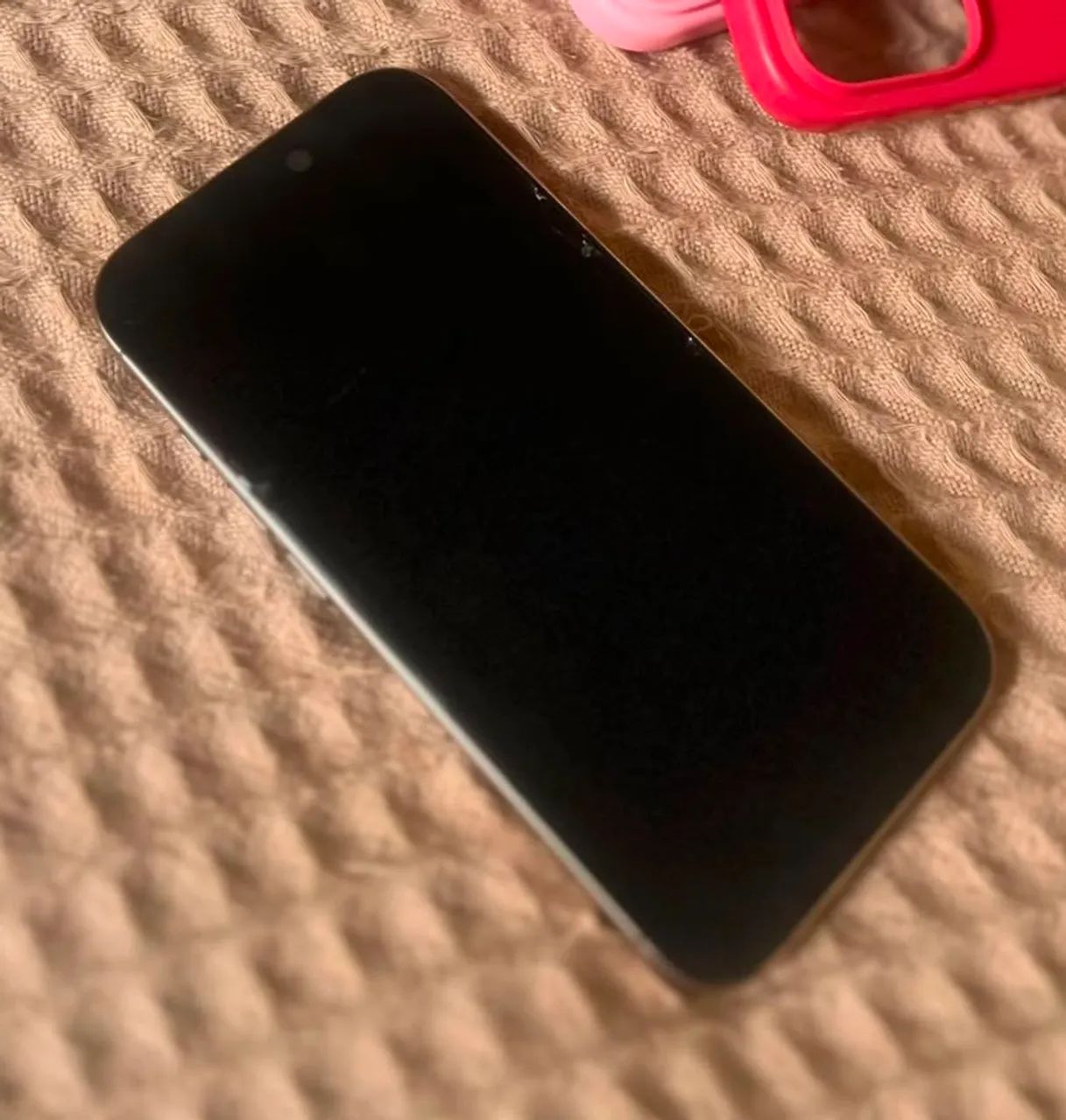 iPhone 16 Pro - Foto 2