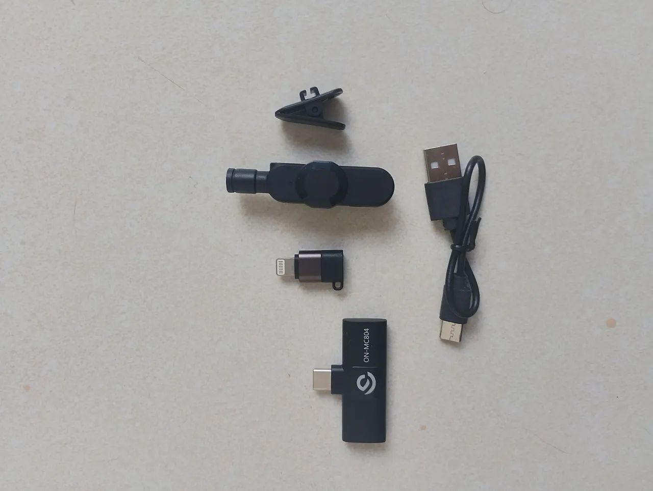 Kit 2 Microfones Sem Fio para Celular (Tipo-C + iOS) - Ideal para Vídeos e Gravações - Foto 4