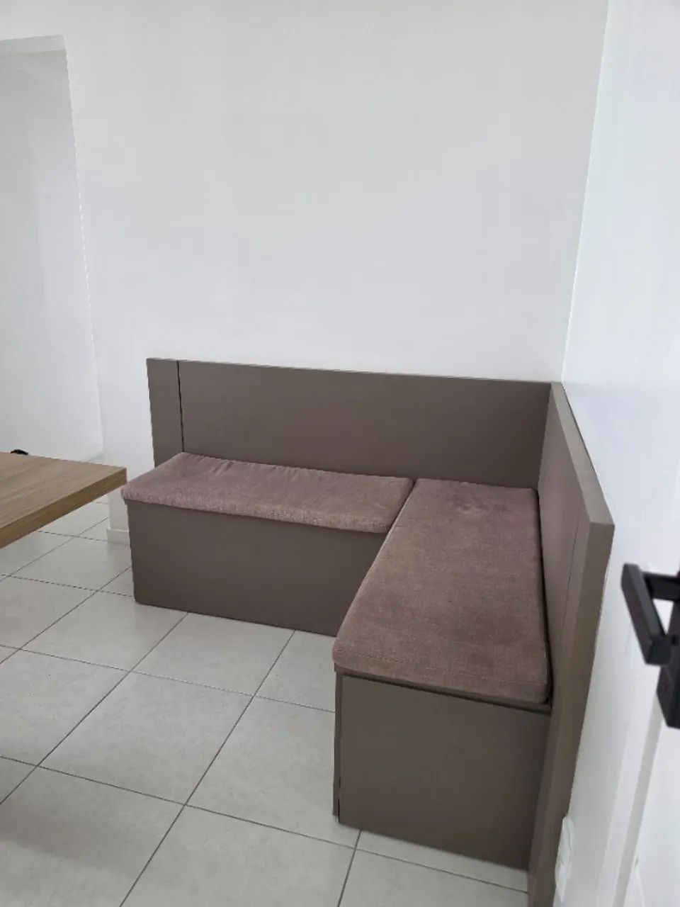 Canto alemão com mesa - Foto 4