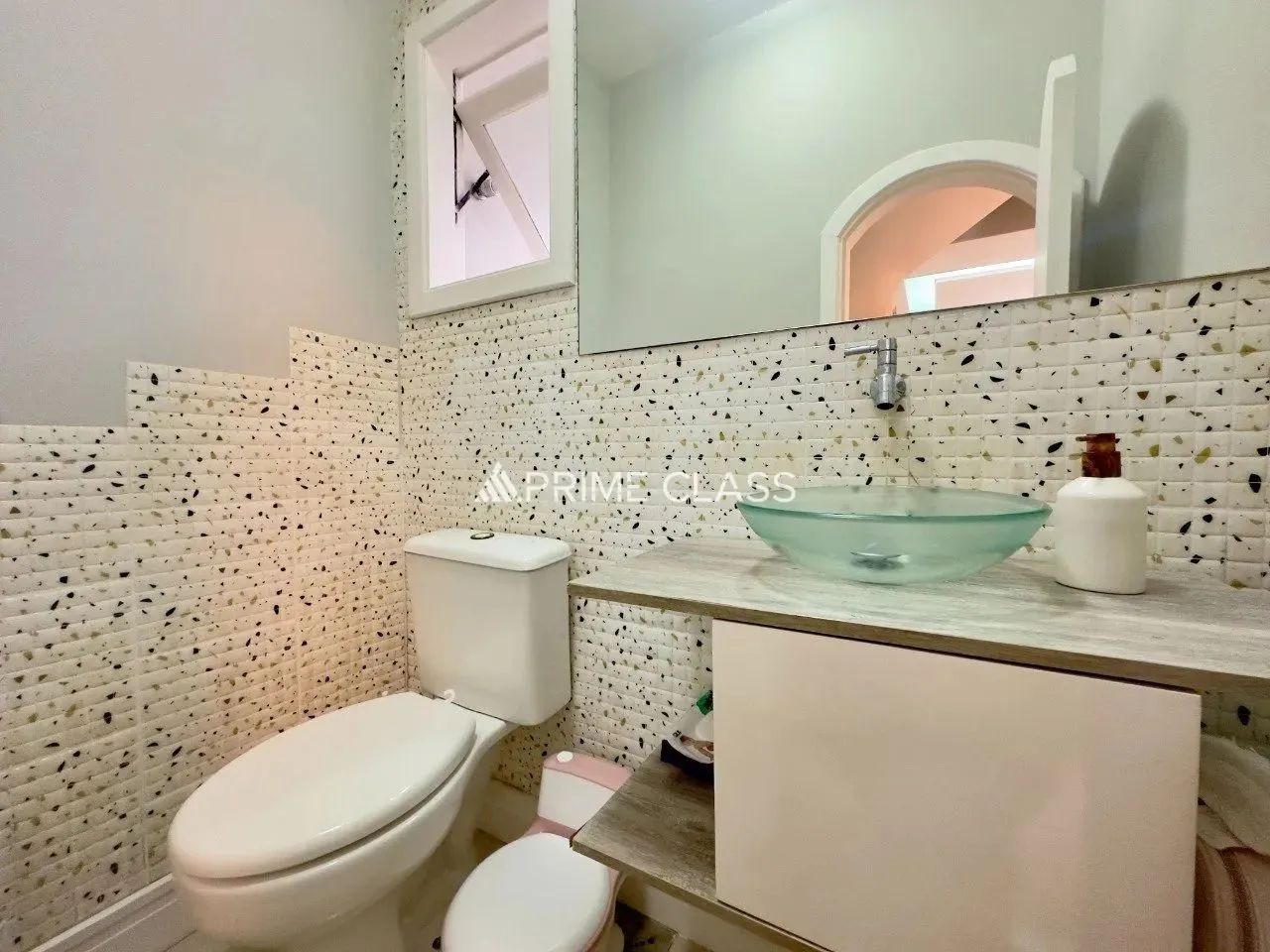 Casa com 2 dormitórios e sótão com home office - Bairro Nossa Senhora das Graças, Canoas/  - Foto 4