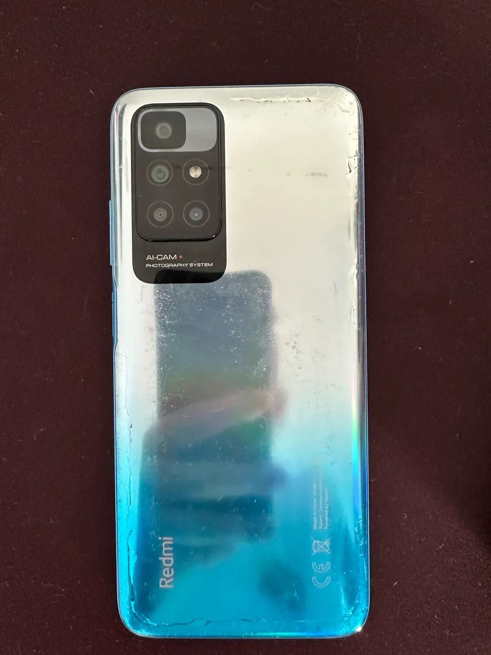Celular redmi usado. 