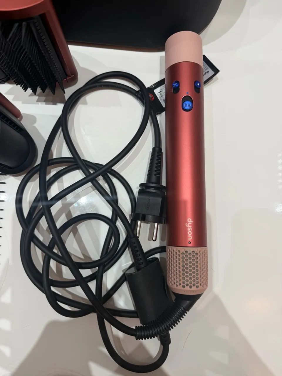 Dyson Airwrap rosa 220v - pouco usado  - Foto 3