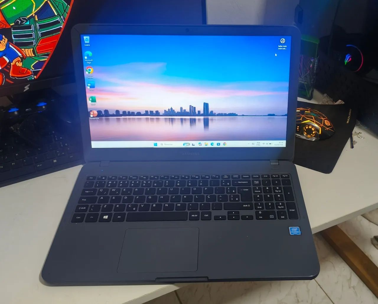 Notebook Samsung + SSD 224GB + 4 GB RAM - Foto 2